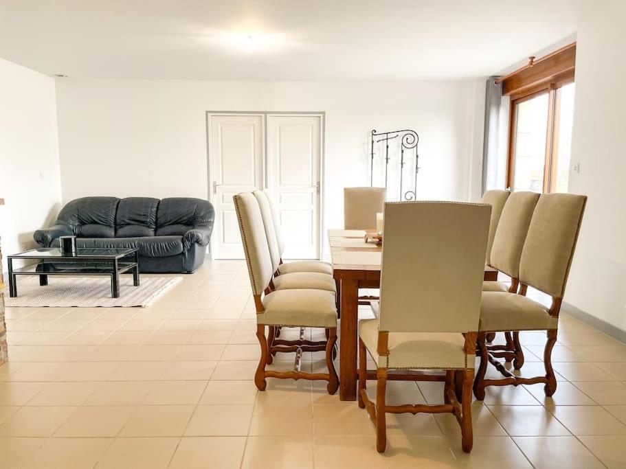 Maison De Campagne Paisible La Mesniere Ngoại thất bức ảnh